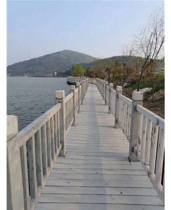 仿木欄桿施工過(guò)程中需注意的問(wèn)題
